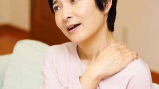 神戸三宮で五十肩の痛みとストレスでお悩みの方へ